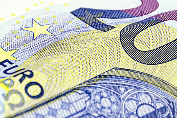 NARODNA BANKA SRBIJE UPRAVO OBJAVILA NAJNOVIJI KURS: Poznato koliko će sutra vredeti evro