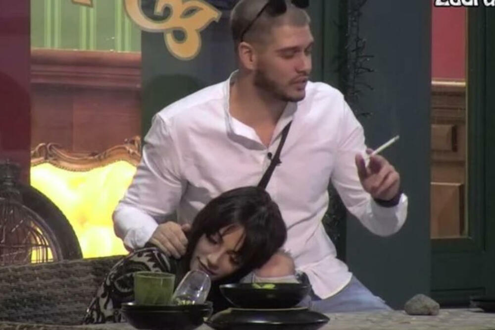 TARA SIMOV I DEJAN DRAGOJEVIĆ NOVI LJUBAVNI PAR! Nisu mogli da suzdrže strasti! (VIDEO)