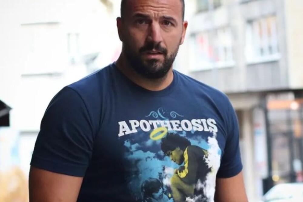 KO BI REKO ČUDA DA SE DESE! TOMOVIĆ PODRŽAO NAJVEĆEG SUPARNIKA: "Nevažno u kakvim smo odnosima, na ovo nisam imun"