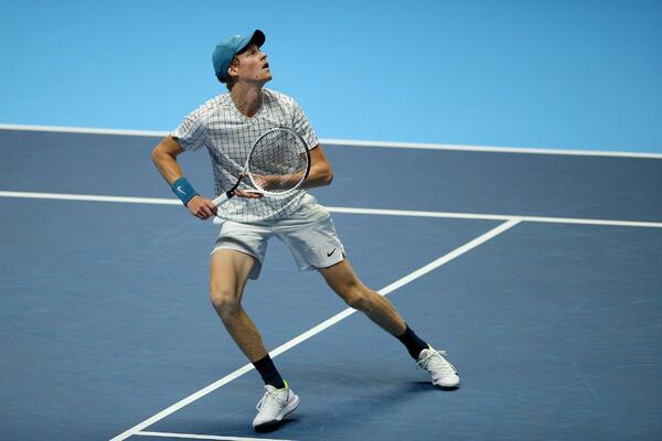 ITALIJANI IMAJU NOVOG PREDSTAVNIKA U TREĆEM KOLU: Siner nije imao problema protiv Stiva Džonsona!