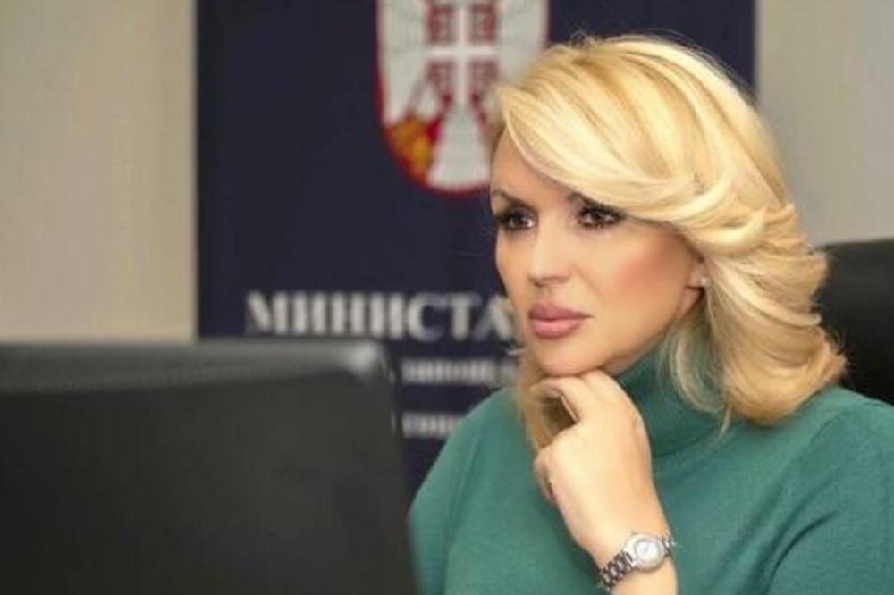 UPRAVO SE OGLASILO MINISTARSTVO ZBOG DARIJE KISIĆ: Radi se o NJENIM FOTOGRAFIJAMA I IMENU!