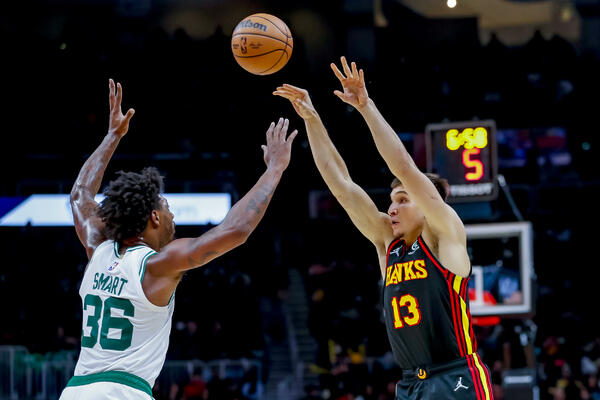 Kada je TEŠKO dajte loptu Bogdanoviću: SRBIN SA DISTANCE, MIRNOM RUKOM I VELIKIM SRCEM SAČUVAO POBEDU ATLANTI!