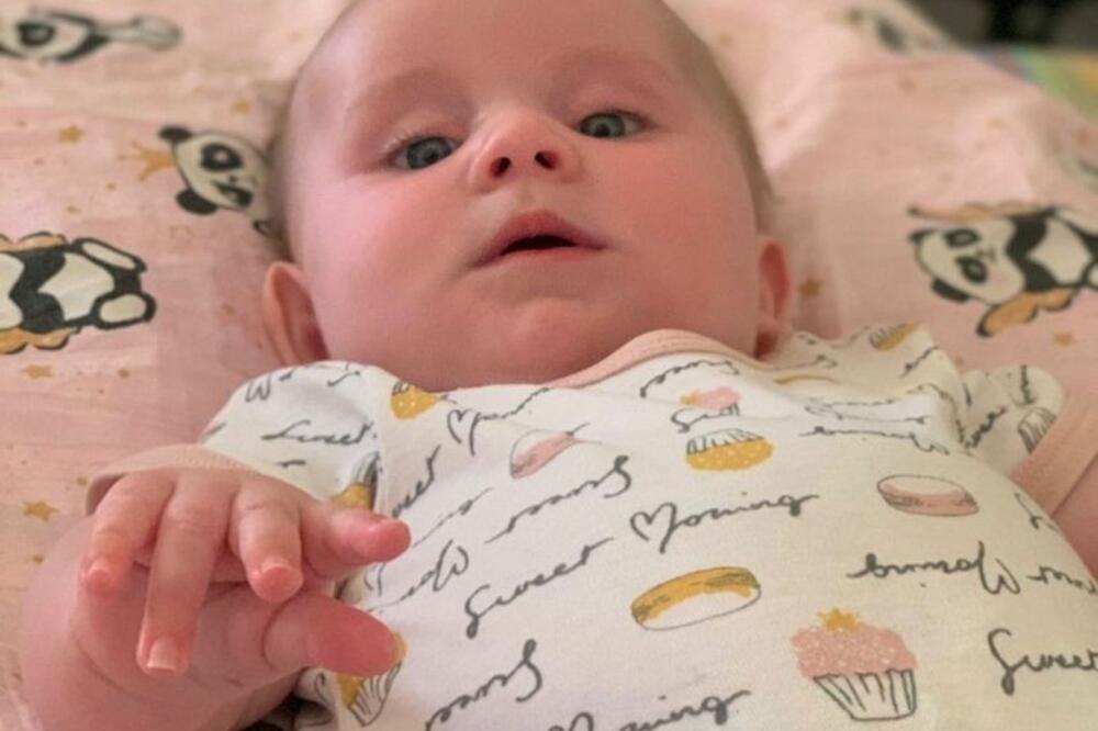 RODITELJI MALENE DIJANE KOJA BOLUJE OD SMA U CENTRU SKANDALA! Zadržali prikupljeni novac, neće da ga vrate?