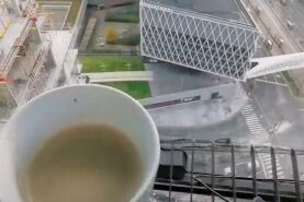 MLADIĆ IZ BOSNE POSTAO ZVEZDA TIKTOKA ZBOG SVOG POSLA! 1 stvar posebno zainteresovala ljude (VIDEO)