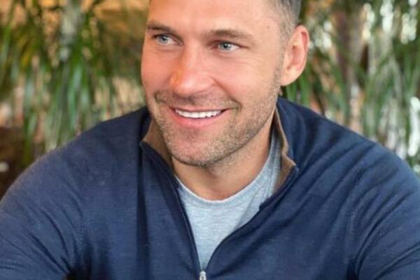 OVOME SE NIKO NIJE NADAO! DUŠKO TOŠIĆ PRVI PUT OD DRAME U JAVNOSTI, USLIKAN U GRADU POGODITE S KIM! (FOTO)