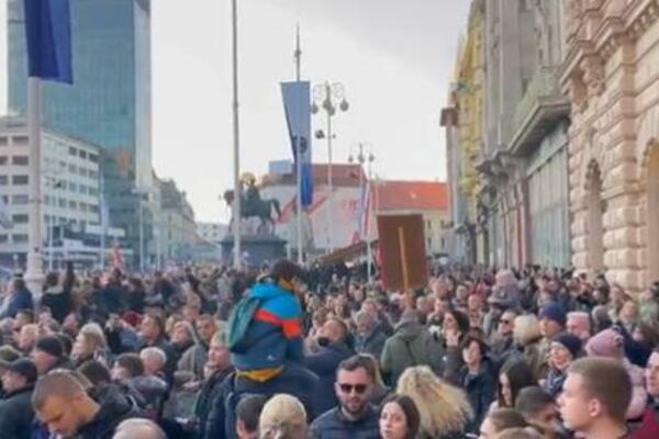 OKO 20.000 ZAGREPČANA USTALO PROTIV KOVID POTVRDA: Uzvikivali POGRDNE reči, pa se obrušili i na Plenkovića (VIDEO)