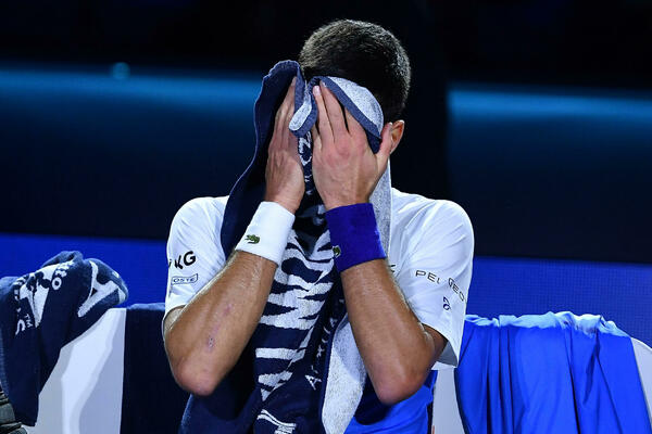 LEGENDA SE OKRENULA PROTIV NOVAKA: Đokovića će baš ZABOLETI ove reči!