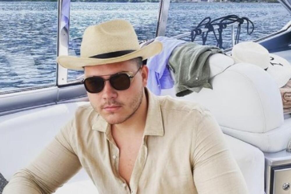 BRENIN SIN RASKINUO SA SANDROM, PA UTEHU NAŠAO U OVOJ PEVAČICI?! Po frizuri je SVI PREPOZNAJU, starija je od njega!