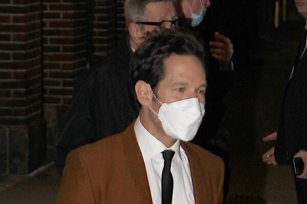 "ON JE NAJSE*SEPILNIJI MUŠKARAC NA SVETU!" Glumac POBEDIO SVE, čak je i njegova žena ostala u ČUDU ZBOG TITULE!