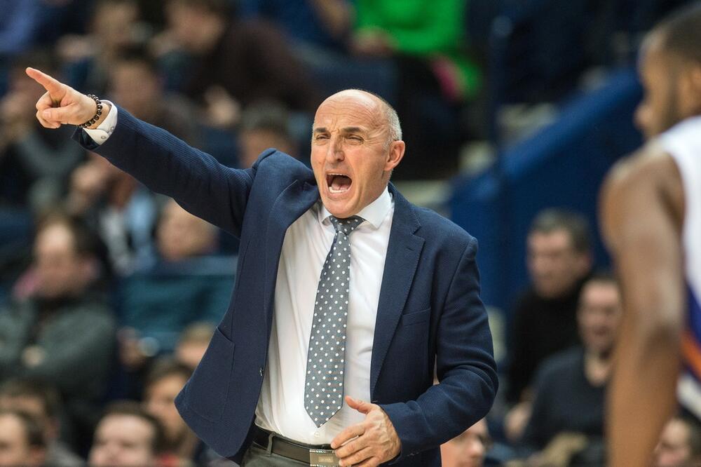 GDE SU STALI U PROŠLOJ, TU SU NASTAVILI U NOVOJ GODINI: Mornar rutinski savladao Cibonu u "Draženovom domu"!