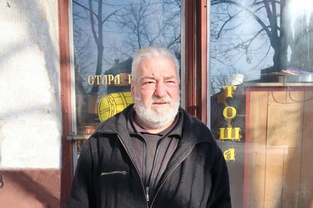 "JEDNA MEKIKA JE KOŠTALA SAMO 5 PARA"! Toša je vlasnik KAFANE u Mladenovcu koja opstaje već POLA VEKA