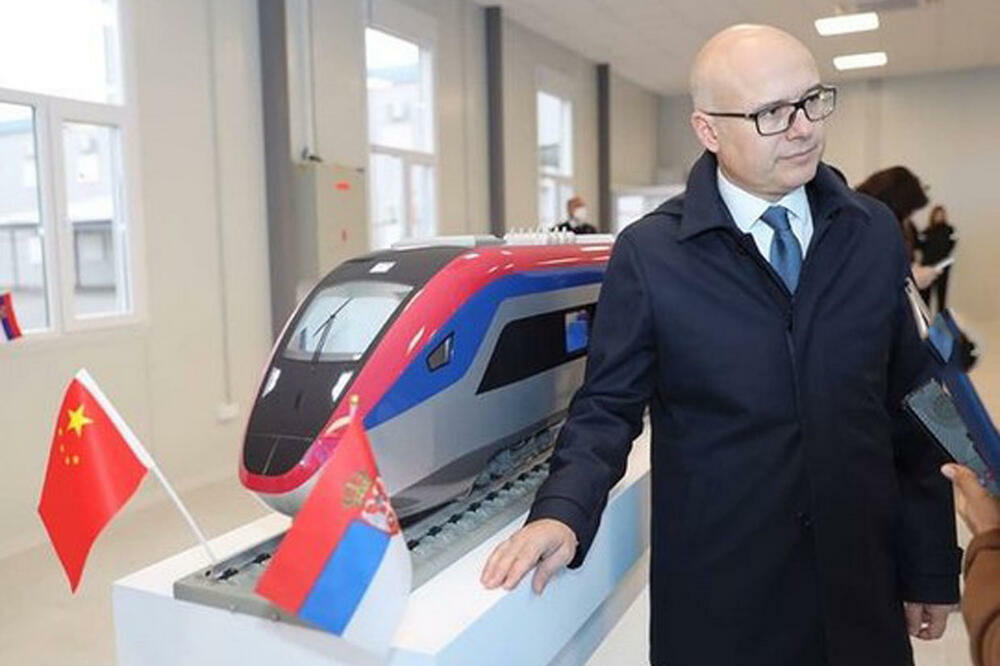 VUČEVIĆ: Iz prestonice Srbije do Srpske Atine vozovi će novom prugom za koji mesec juriti brzinom od 200 km/h