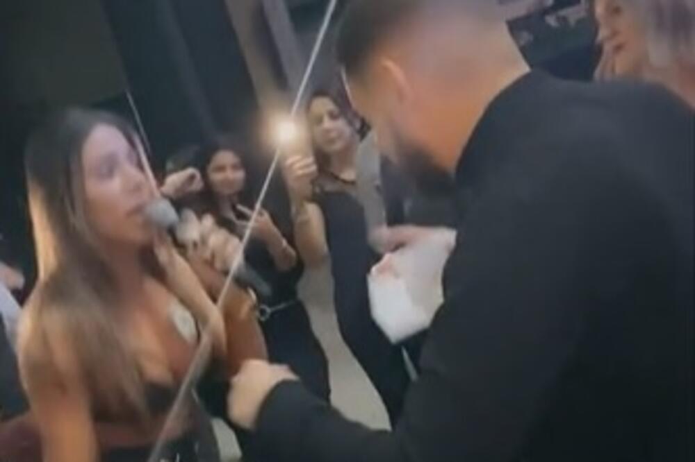 SANDRA AFRIKA ZA PAR SEKUNDI DOBILA BRDO PARA, STAVLJALI JOJ BAKŠIŠ I U BRUS! Snimak se ZAVRTEO po mrežama! (VIDEO)