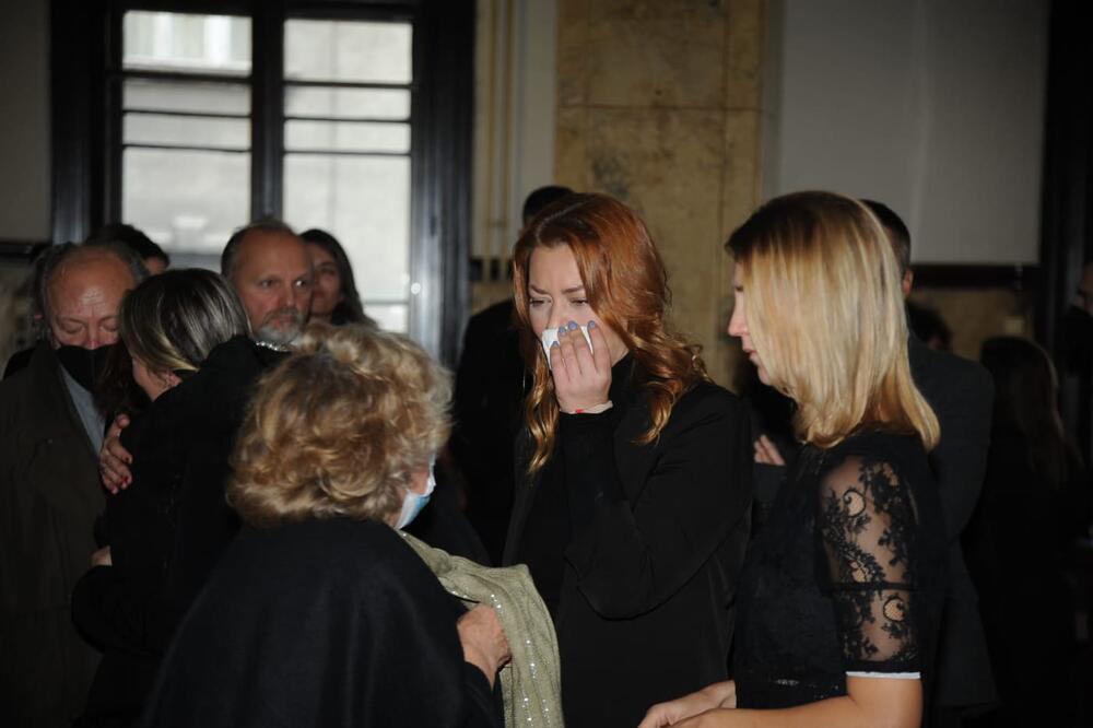 POTRESNO PISMO ĆERKE MERIME NJEGOMIR ĆE SE PREPRIČAVATI! Satkano od bola i patnje, muk nakon DIRLJIVIH REČI! (FOTO)