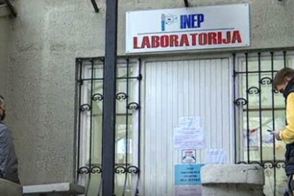 CELA PORODICA MORA U IZOLACIJU AKO SE JEDAN UKUĆANIN RAZBOLI: Evo koliko bolovanja imate ako ste ZARAŽENI OMIKRONOM