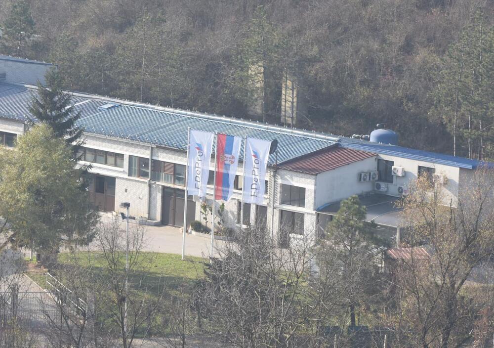 Krater, Fabrika EdePro, Eksplozija