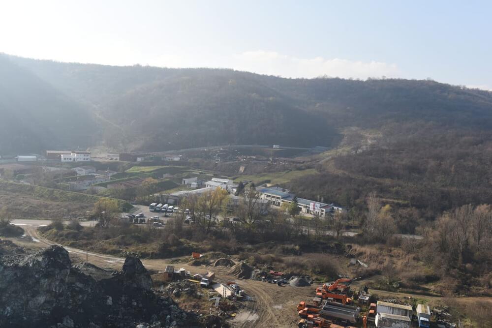 Krater, Fabrika EdePro, Eksplozija