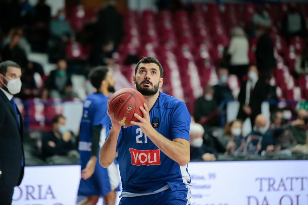 JAGODIĆ-KURIDŽA: Kada momci koji treba da nose reprezentaciju nisu tu, mi iz drugog i trećeg reda treba da pomažemo