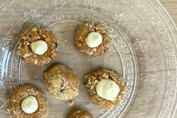 SVI VAŠI OMILJENI SASTOJCI NA JEDNOM MESTU: 3 različte VRSTE SITNIH KOLAČA, rapsodija UKUSA (RECEPT)