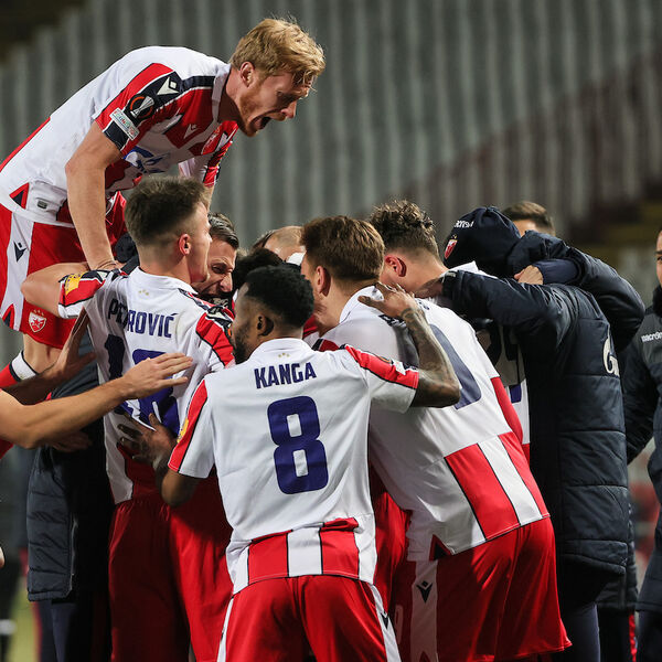 ZVEZDIN FUDBALER ODLUČIO DA POSLUŠA SAVETE LEKARA: Primio vakcinu protiv opasnog virusa (FOTO)