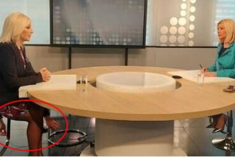SKANDAL U PROGRAMU UŽIVO NA RTS-U: Dok je ministarka Zorana pričala, ON JOJ SE MOTAO OKO NOGU, neverica! (FOTO)