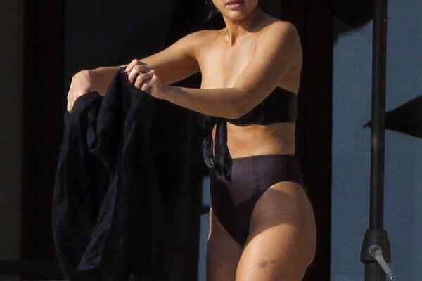 OVAJ SRPSKI ZET JE OŽENIO DEVICU KOJA JE IMALA SAMO 18 GODINA: Branili joj SE*S PRE BRAKA, a onda je SA NJIM...