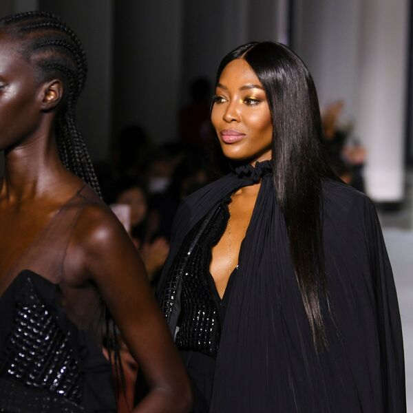 OVE ZVEZDE SU ZAPRAVO ĆELAVE: Na CRVENOM TEPIHU ih viđate sa LAVLJIM GRIVAMA, a nose PERIKE i NADOGRADNJU (FOTO)