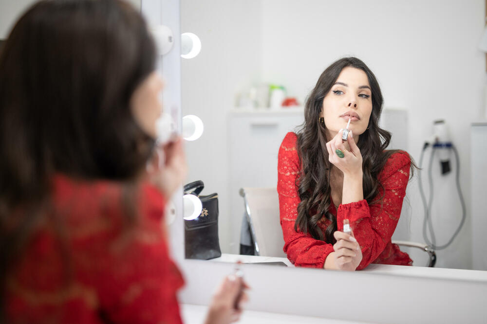 TEODORA OTKRILA KO JE NAJBOLJI FRAJER MEĐU GLUMCIMA: Priznala šta je MORALA da uradi na PREMIJERI filma "TOMA"!