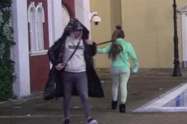 DALILA I DEJAN PONOVO KOMUNICIRAJU: Razgovor se desio kod bazena, baš kao i sa Filipom!