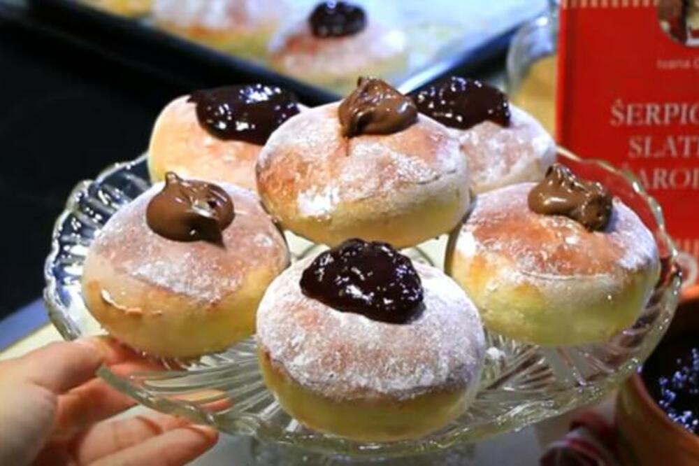 KROFNE IZ SNOVA! Meke, lagane i peku se u RERNI (VIDEO)