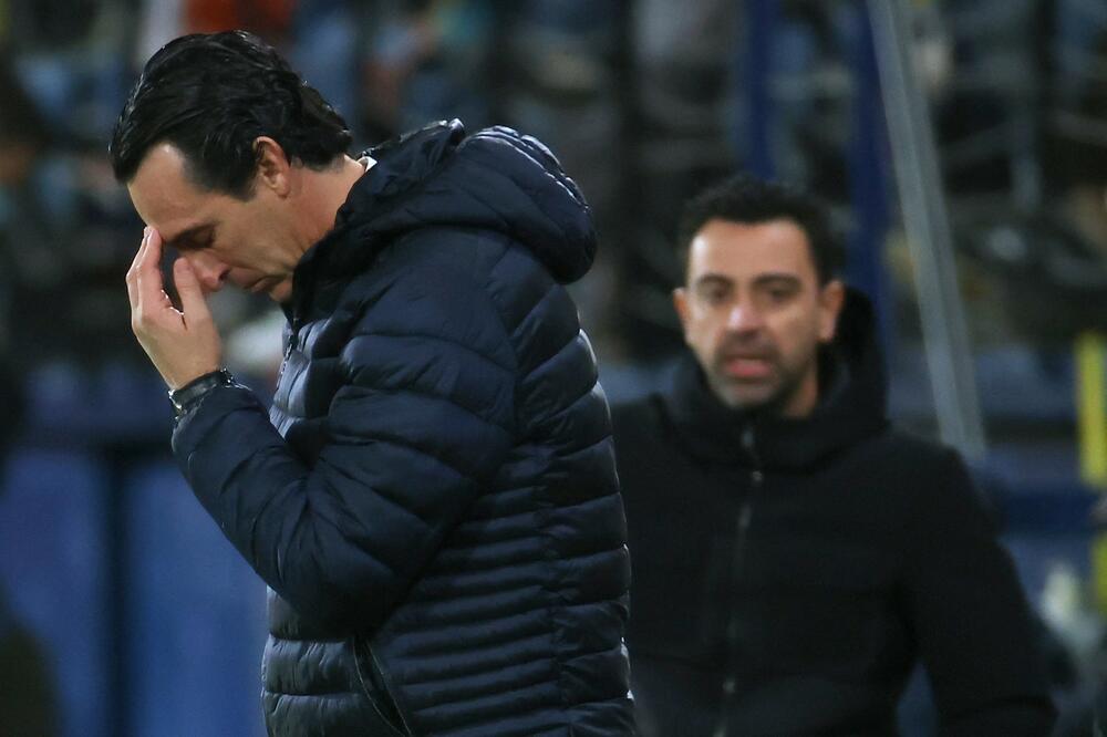 ĆAVI OPET RADI SVOJ 'POSAO', NALJUTIO GA GEST EMERIJA KOJI TVRDI: Očigledno je da ih sudije guraju!