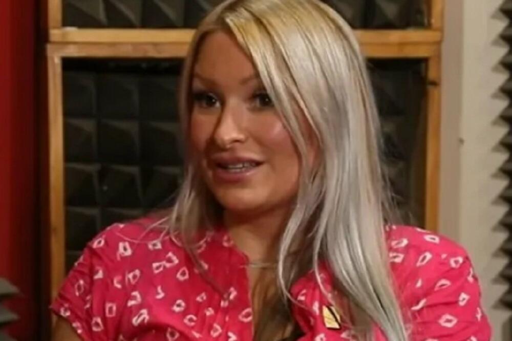 USRED INTIMNOG ODNOSA ČULA JEZIVE ZVUKE IZ SUSEDNE PROSTORIJE: Iznenada je morala da sebi spasava život (VIDEO)