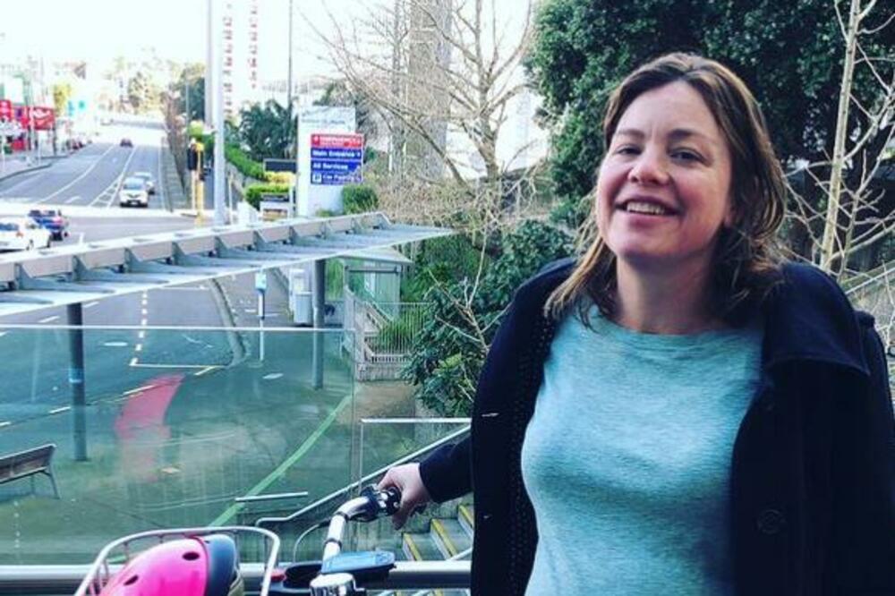 POSLANICA SA NOVOG ZELANDA NA POROĐAJ DOŠLA BICIKLOM: "Moje kontrakcije nisu bile tako loše" (FOTO)