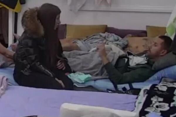 DEJAN TAJNO MOLI UKUĆANE DA NE VREĐAJU DALILU: Ovo je čist DOKAZ da su Dalila i on još uvek BLISKI!