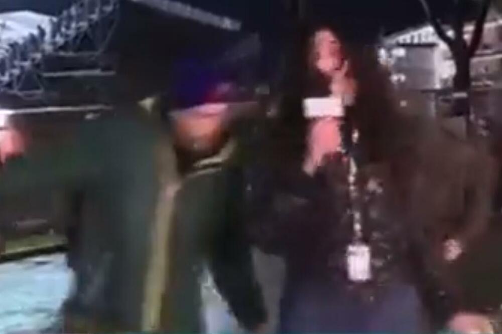 SKANDAL: ZGODNA ITALIJANSKA NOVINARKA SE*SUALNO ZLOSTAVLJANA UŽIVO U PROGRAMU! (VIDEO/FOTO)