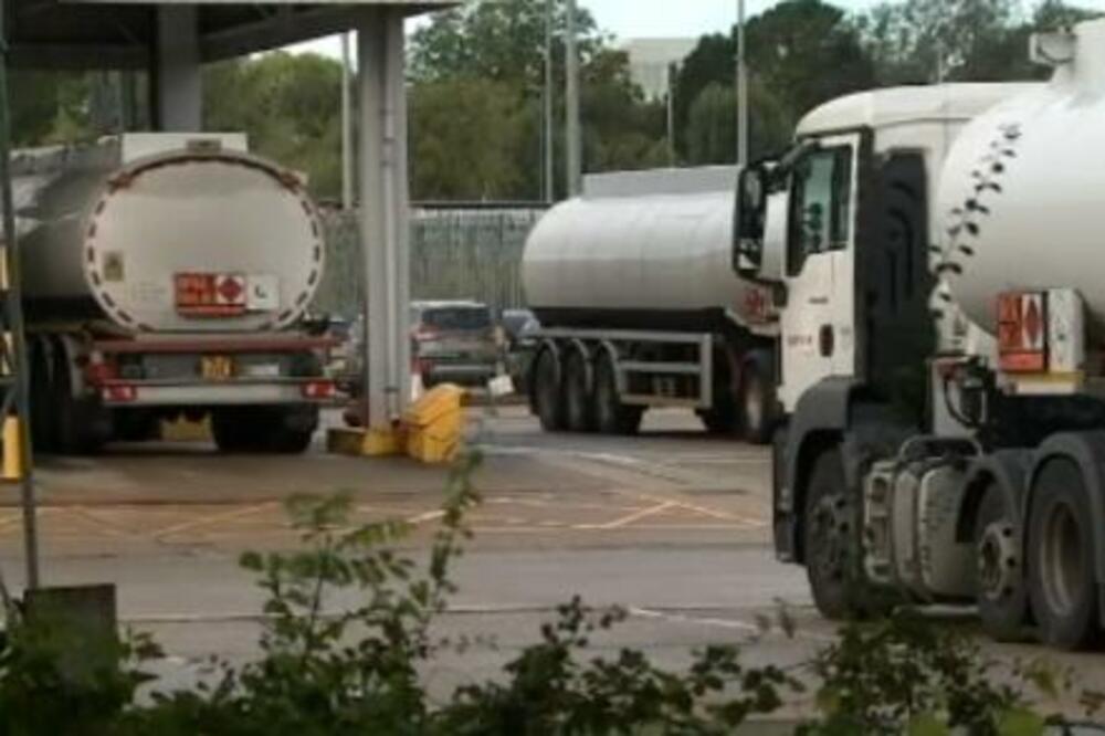 CENA NAFTE OJAČALA: Evo koliko danas IZNOSI barel