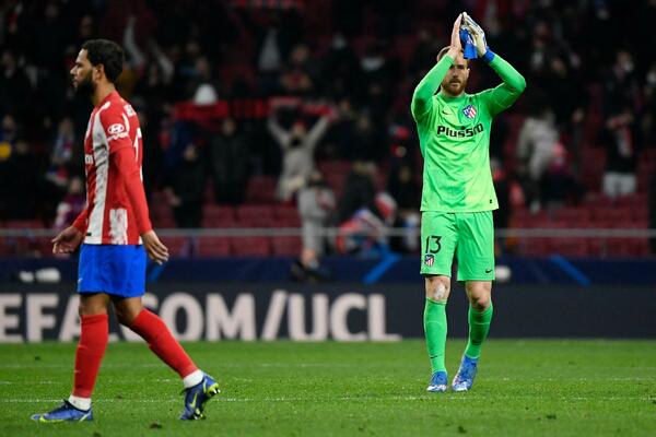 REZULTAT MU DOZVOLIO DA SE SMEJE A NE DA PLAČE: Bizarna greška Oblaka rezultirala golom! (VIDEO)