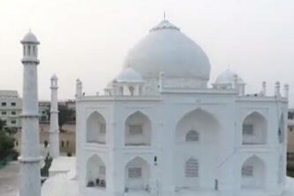 POKLONIO ŽENI TADŽ MAHAL KAO "SPOMENIK LJUBAVI": Izgradio repliku MAUZOLEJA, pogledajte kako izgleda! (VIDEO)