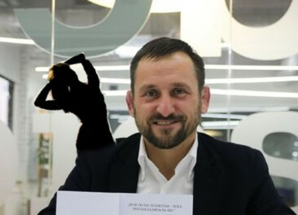 Umalo se oženio prostitutkom