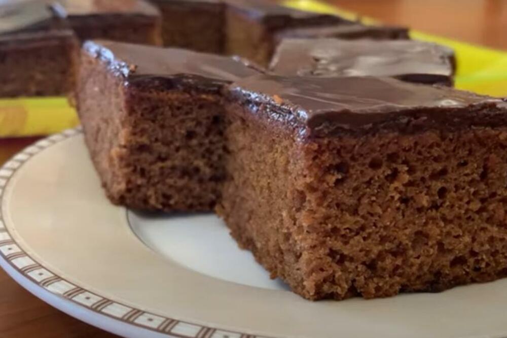 NAJSLAĐI GRČKI SPECIJALITET: Posni kolač kom nećete odoleti! (RECEPT)