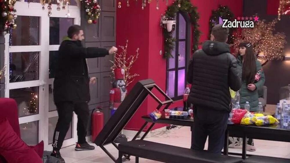 Miljana Kulić, Deniz Dejm, Lazar Čolić Zola