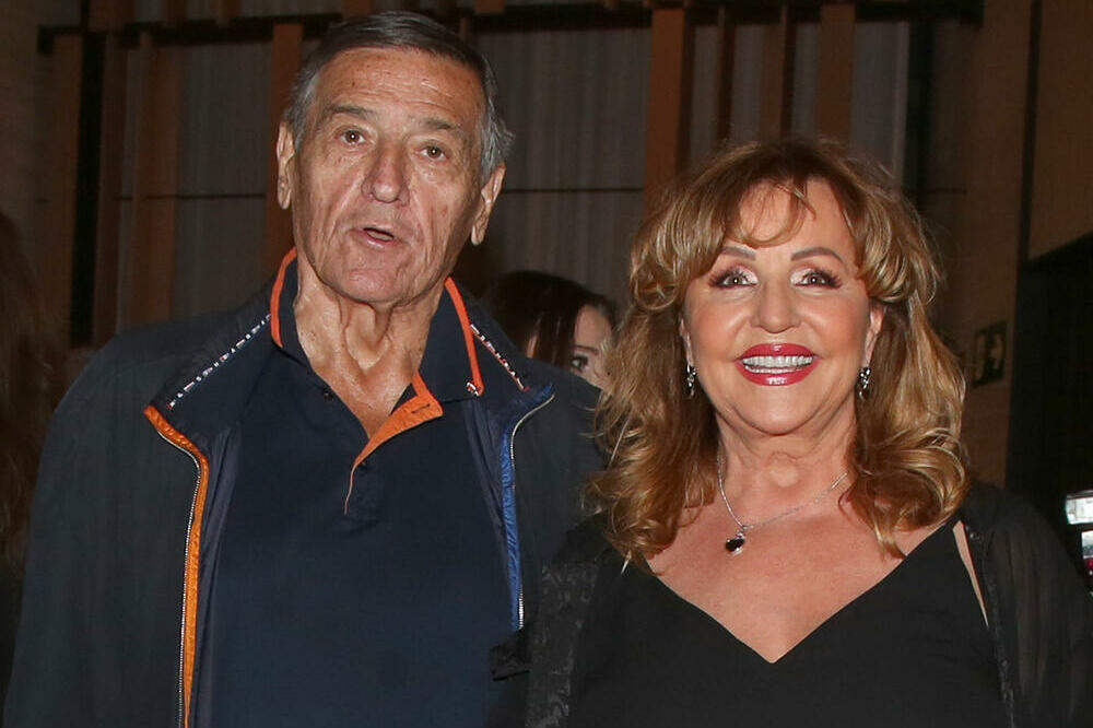 BEKUTA ODBOLOVALA MRKU I KRENULA DALJE: Posle skoro GODINU DANA došlo je do PROMENE u PRIVATNOM ŽIVOTU