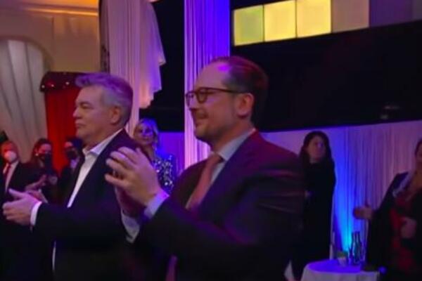 TV EMISIJA U AUSTRIJI NAPRAVILA OPŠTI HAOS! Političari uživali nakon snimanja, podnete PRIJAVE (VIDEO)