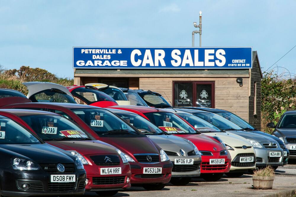 OVI POLOVNJACI SU NAJRIZIČNIJI ZA KUPOVINU: Otvorite ČETVORE OČI, prevare s vraćanjem kilometraže sve ČEŠĆE