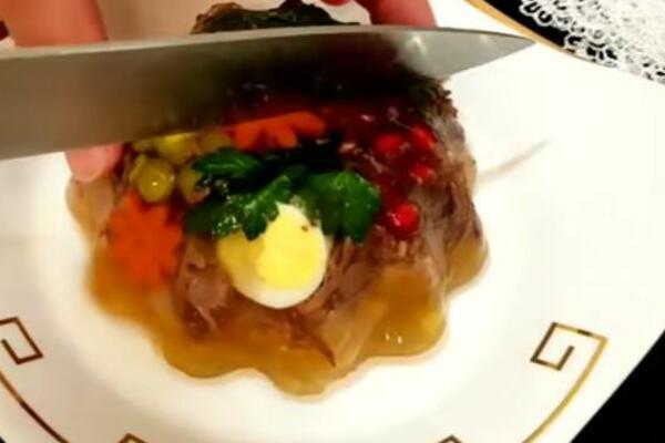 VOLITE PIHTIJE? Možda niste znali da od njih može da se napravi TORTA, isprobajte ŠTO PRE (RECEPT)