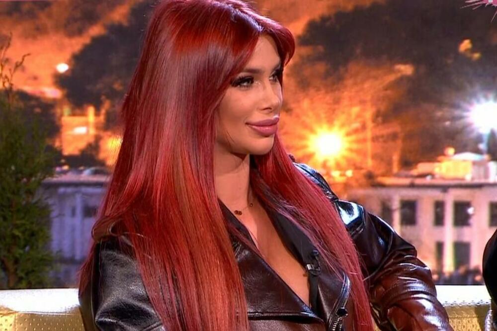 EVO KAKO JE IVANA BOOM NIKOLIĆ IZGLEDALA NEKADA: Faca potpuno drugačija, a tek da joj vidite KOSU!