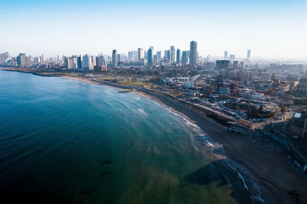PARIZ NIJE VIŠE NAJSKUPLJI GRAD ZA ŽIVOT NA SVETU: Preskočila ga je IZRAELSKA METROPOLA (VIDEO)