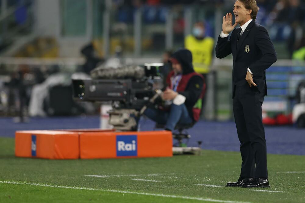 ITALIJANSKI STRUČNJAK SE VRAĆA U MANČESTER? Manćini će teško odbiti poziv slavnog kluba!