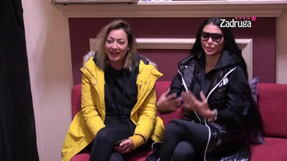 Maja Marinković, Sandra Rešić