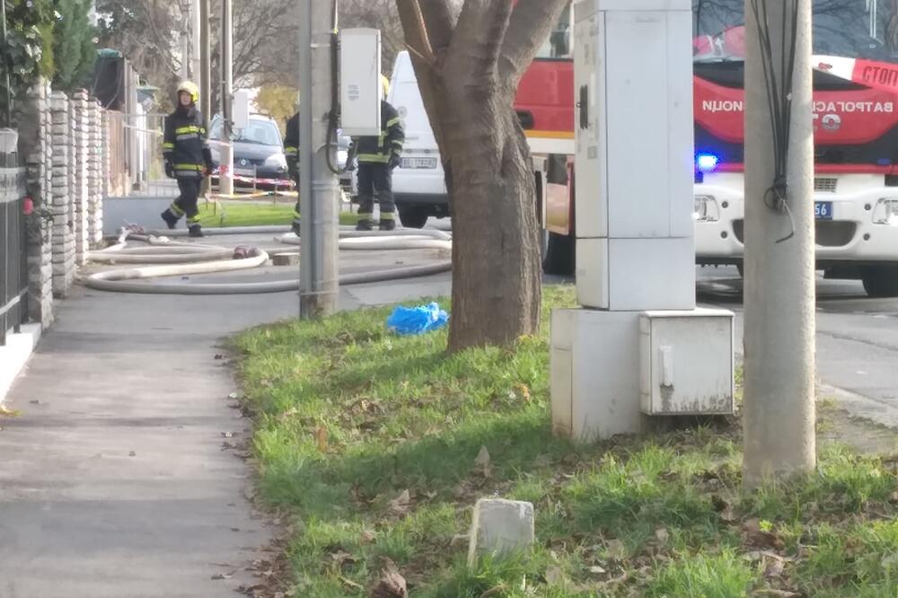 VELIKI POŽAR U MANASTIRU SVETE TROJICE! Vatrogasne jedinice na terenu